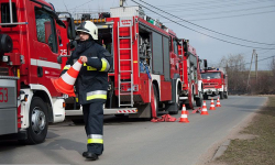 Kluczowa: Wpadł w poślizg i uderzył w przydrożną lampę