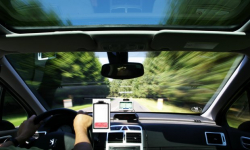 Widziałeś agresywnego uczestnika ruchu drogowego? Powiadom o tym policję