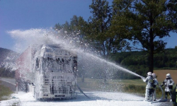 Wypadek i pożar samochodu w Dusznikach-Zdroju