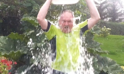 Ice Bucket Challenge w ząbkowickim magistracie