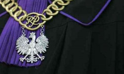 Akt oskarżenia za narażenie dziecka na niebezpieczeństwo