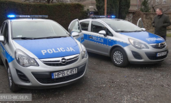Ząbkowicka policja z nowymi radiowozami