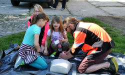 Młodzież uczy się ratować - druga edycja pikniku ratowniczego