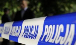 Kilkudziesięciu strażaków i policjantów szukało mężczyzny, który schował się w szafie