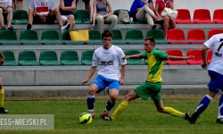 Zamek lepszy w derbach, Unia przegrała z Iskrą