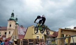Ekstremalne zawody, czyli downhill w Kłodzku [film]