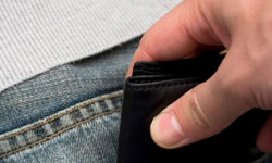 Prowadziła auto, mając 2.6 promila. Złodzieje na targowisku [raport policji]