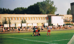 Czytelnik: Stadion popada w ruinę. KCKSiR odpowiada