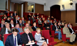 Na sesji o bezrobociu, nowych inwestycjach i rynku pracy