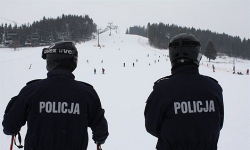 Policja rozpoczęła kontrolę stoków i kurortów 