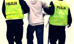 Poszukiwany listem gończym wpadł w ręce policji podczas...pożaru