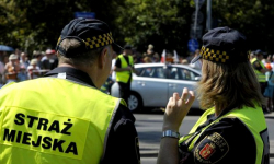 Posypały się kary za picie piwa i palenie papierosów 