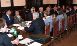 Seniorzy będą mieć zniżki na mecze i wydarzenia kulturalne 