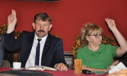 Ponad trzygodzinna debata o turystyce. Będzie też wsparcie dla spółek wodnych i repatriantów