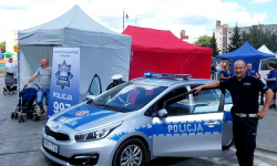 Na jarmarku produktu lokalnego policja znakowała rowery