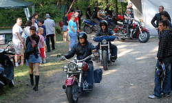 Wybory miss mokrego podkoszulka na zlocie motocyklowym