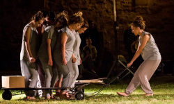 W parze ze sztuką. Wyjątkowy festiwal teatralny „Mezalians” w Kamieńcu Ząbkowickim