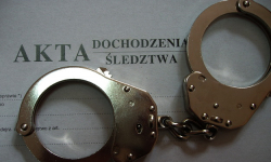 Zatrzymano 50-latka, który chciał ukraść sąsiadowi samochód
