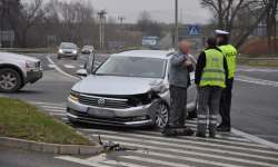 Kolizja na skrzyżowaniu. Niewielkie utrudnienia w ruchu