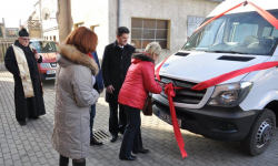 Nowy bus dla wychowanków Ośrodka Szkolno-Wychowawczego w Ząbkowicach Śląskich