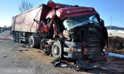 Zderzenie czterech aut na krajowej ósemce