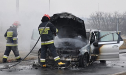 Pożar mercedesa przy rondzie