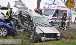 Zderzenie na krajowej „ósemce”. Trzy osoby w szpitalu [AKTUALIZACJA]