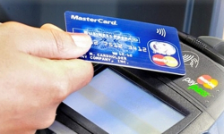 Jesteś klientem MasterCard i płaciłeś kartą lub wypłacałeś pieniądze z bankomatu? Sprawdź stan konta