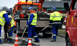Remonty dróg w gminie Wiązów