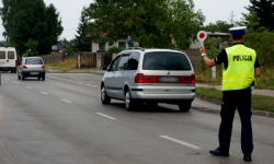 28-latek jeździł bez prawa jazdy. Wcześniej zabrał mu je sąd