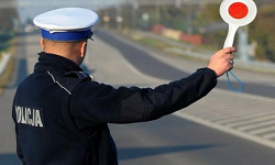 Dwóch kierowców bez uprawnień, jeden z prawie dwoma promilami. Wpadli na terenie gminy Ziębice
