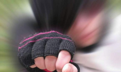 Policjanci odzyskali skradziony samochód. Zatrzymali też jednego ze sprawców pobicia