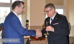 Komendant ząbkowickiej straży pożarnej odchodzi na emeryturę. Pierwsze podziękowania