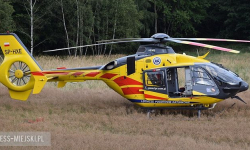 18-latek skoczył z dachu budynku. Do szpitala przetransportował go helikopter [AKTUALIZACJA]