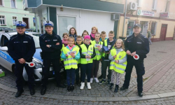 Uczniowie wraz z policjantami kontrolowali kierowców