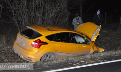 Kolizja dwóch aut osobowych za Mąkolnem. Nikomu nic się nie stało [FOTO]