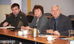W Bardzie już po sesji budżetowej. Starosta podziękował burmistrzowi za owocną współpracę [FOTO]