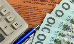Zamrożone pensje samorządowców