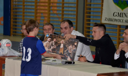 Piotr Zieliński spotkał się z młodymi adeptami futbolu z Ząbkowic Śląskich [FOTO] [VIDEO]