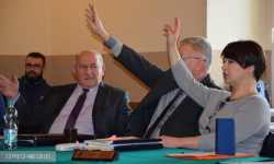 Zamiast wojować, zacznijcie pracować [FOTO]