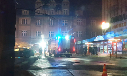 Z dwóch kamienic ewakuowano mieszkańców. Na klatce schodowej czuć było gaz