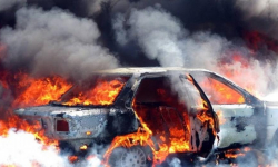 Pożar samochodu w Stoszowicach