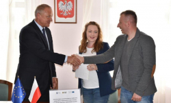 Granty wręczone, instalacje OZE działają. Gmina Bardo realizuje projekt o wartości kilku milionów zł