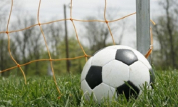 Ruszyła piłkarska B-klasa. Henrykowianka liderem po pierwszej kolejce