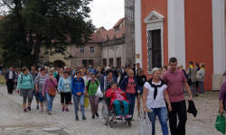 IX Archidiecezjalna Pielgrzymka Osób Niepełnosprawnych ich Rodzin i Przyjaciół