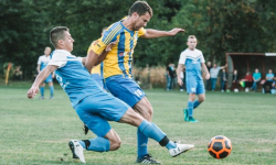 Czwartoligowcy bez wygranej. W okręgówce Sparta bije Kryształ, Skałki na tarczy