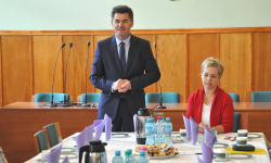 Kolejne dofinansowanie dla powiatu. Tym razem 800 tys. zł na pieczę zastępczą