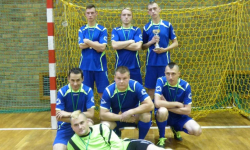Piłkarze z DPS „Zamek” Opolnica na drugim miejscu w legnickim turnieju