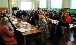Współczesny rynek pracy. Konferencja w starostwie powiatowym