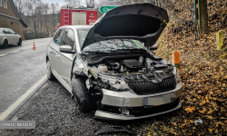 Zderzenie Opla i Skody na drodze krajowej nr 46 [foto]